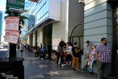 Fans waiting to enter the Montalbán theater...